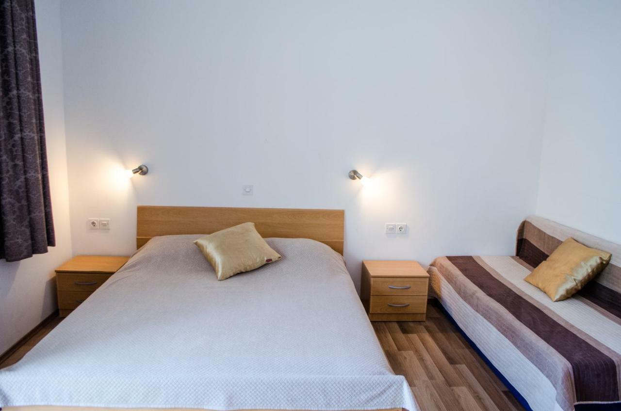 Apartments Rina 察夫塔特 外观 照片